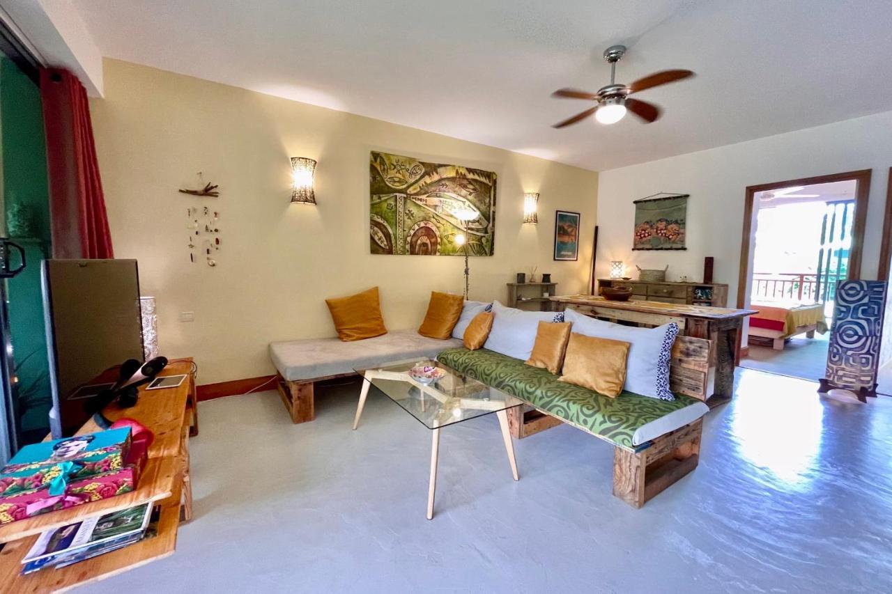 Vaiava Beach Carlton- Tahiti - Beachfront Luxury Residence & Pool - 4 Pers Punaauia  Exterior photo